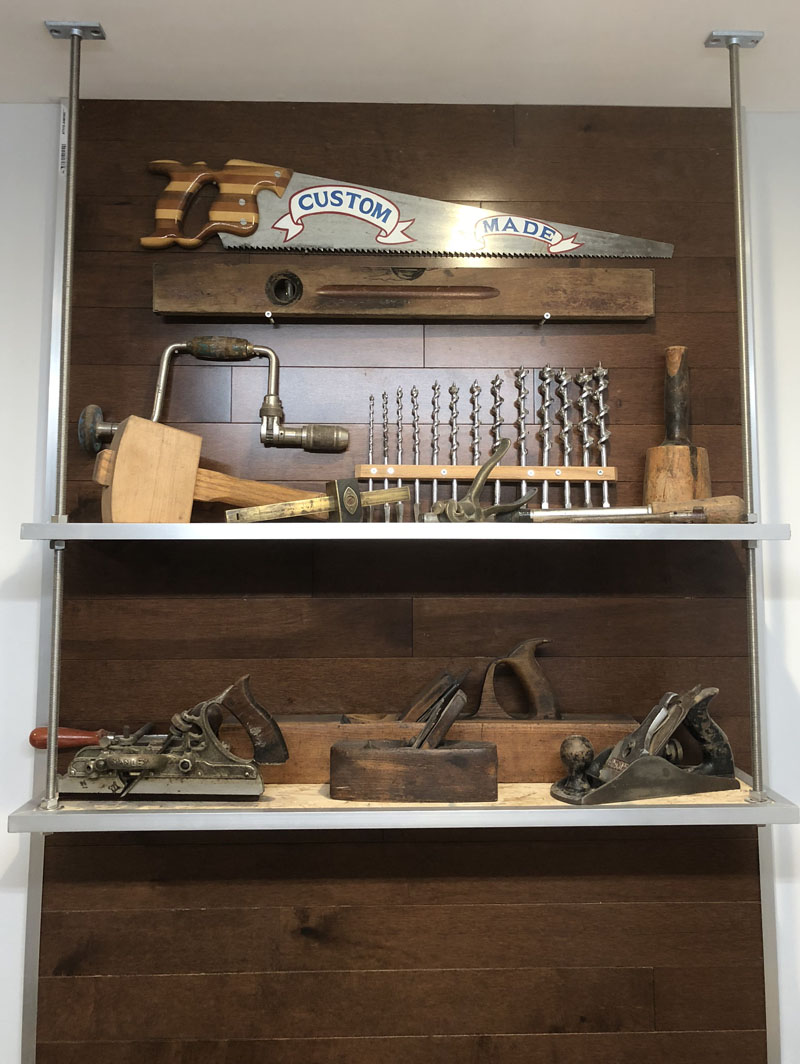 Shelf of carpentry tools